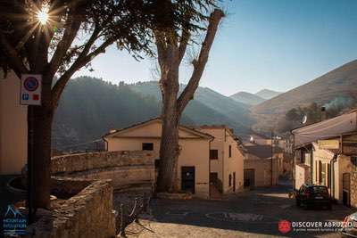 Ciaspolata di Castel Del Monte, ultima tappa Ciaspe'n Folk