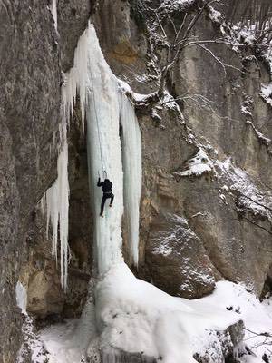 Corso di Alpinismo Invernale Avanzato, Cascate di Ghiaccio