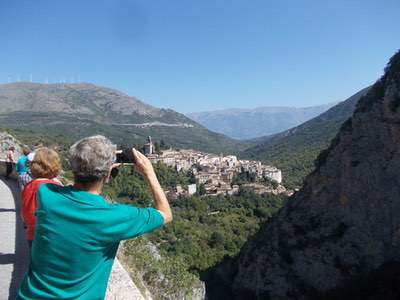 12 giorni in Abruzzo tra fauna, natura, storia e tradizioni