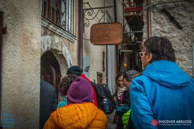 Ciaspolata di Castel Del Monte, ultima tappa Ciaspe'n Folk