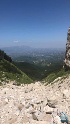 Fondo della Salsa, a nord del Monte Camicia