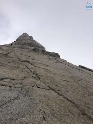 Salita al Dente del Gigante, Monte Bianco