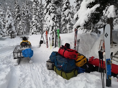 Sci alpinismo in Siberia in una valle magica