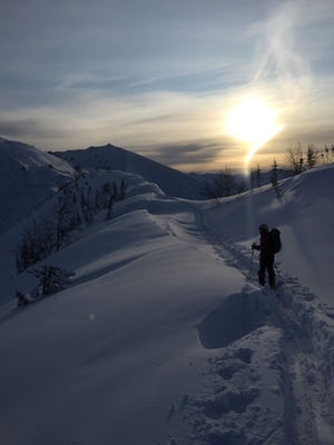 Sci alpinismo in Siberia in una valle magica