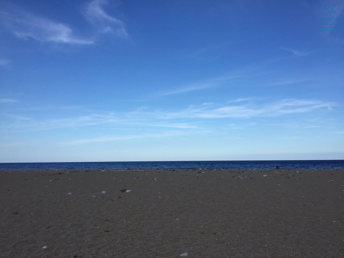 Magnifica esperienza di una settimana tra le spiagge e le scogliere montuose della Sardegna.