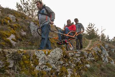 Con la Joelette la montagna è per tutti