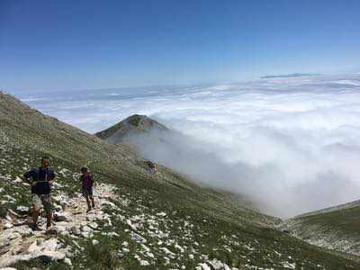 Salita al Monte Camicia sul massiccio del Gran Sasso