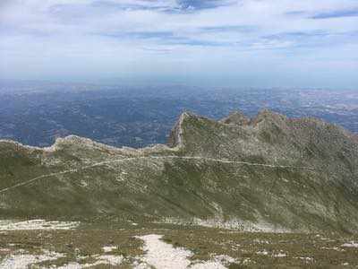 Salita al Monte Camicia sul massiccio del Gran Sasso