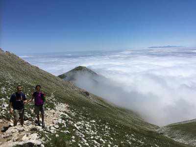 Salita al Monte Camicia sul massiccio del Gran Sasso