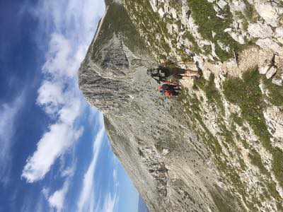 Salita al Monte Camicia sul massiccio del Gran Sasso