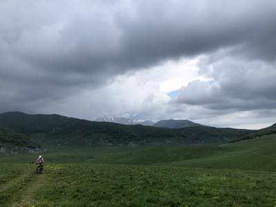 The wolf liar - un anello in bici tra i parchi d'Abruzzo