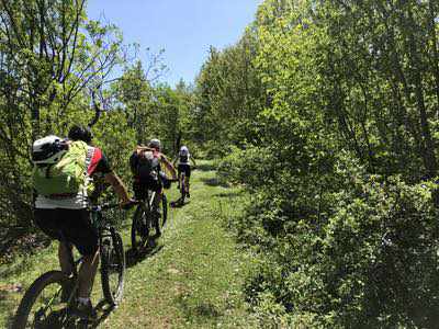 The wolf liar - un anello in bici tra i parchi d'Abruzzo