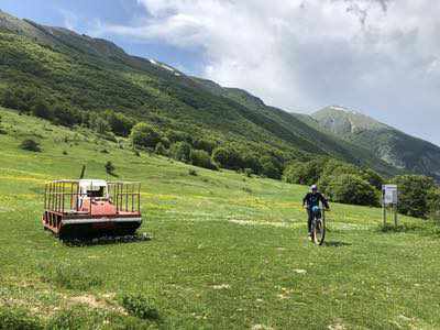 The wolf liar - un anello in bici tra i parchi d'Abruzzo