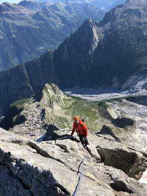 Due creste in sospeso, Biancograt al Bernina e Spigolo Nord al Badile