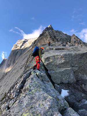 Due creste in sospeso, Biancograt al Bernina e Spigolo Nord al Badile