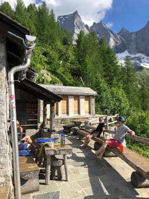 Due creste in sospeso, Biancograt al Bernina e Spigolo Nord al Badile