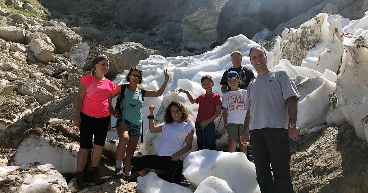 il racconto del trekking imperdibile al Fondo della Salsa per rendere omaggio alla parete nord del Monte Camicia.