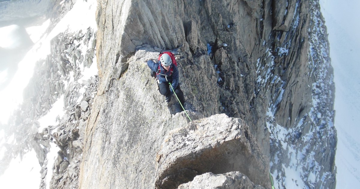 Le creste, quelle classiche anzi classicissime - Monte Bianco, Aretè des Cosmiques la traversata della Aiguille d'Entreves.