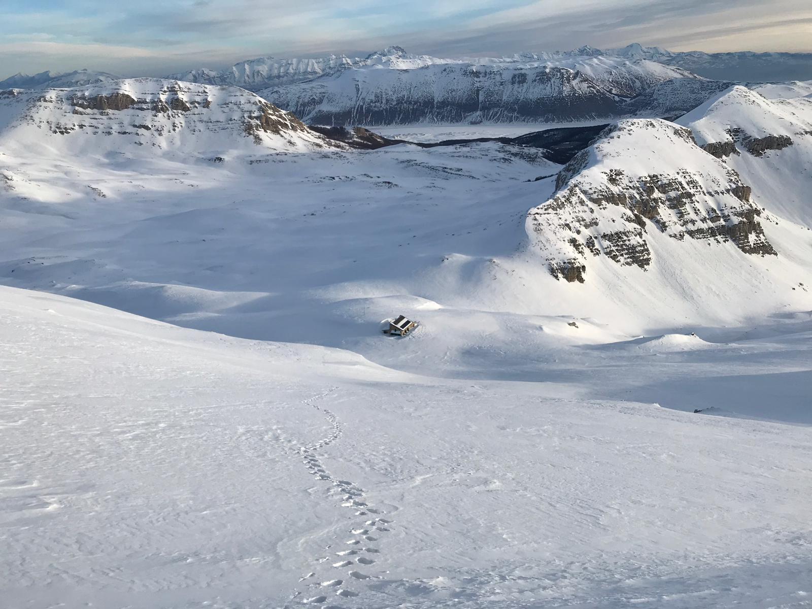 Il Rifugio Sebastiani con vista panoramica